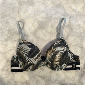 PINK Wear Everywhere Push Up Bra Size 34B Tropical